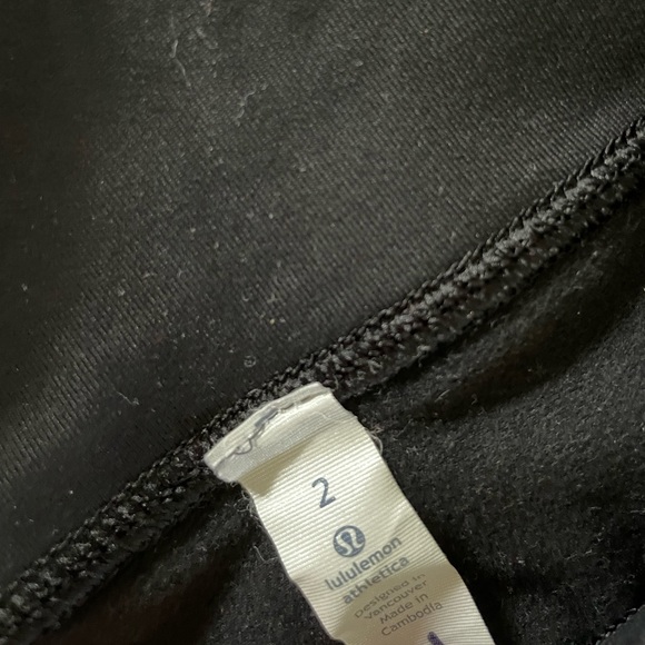 Lululemon Wunder Under Leggings - Picture 2 of 3